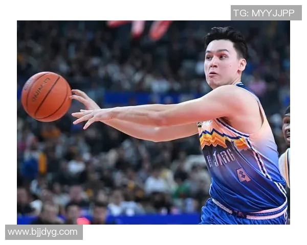 CBA联赛精彩对决北京队与新疆队激烈角逐圆满结束